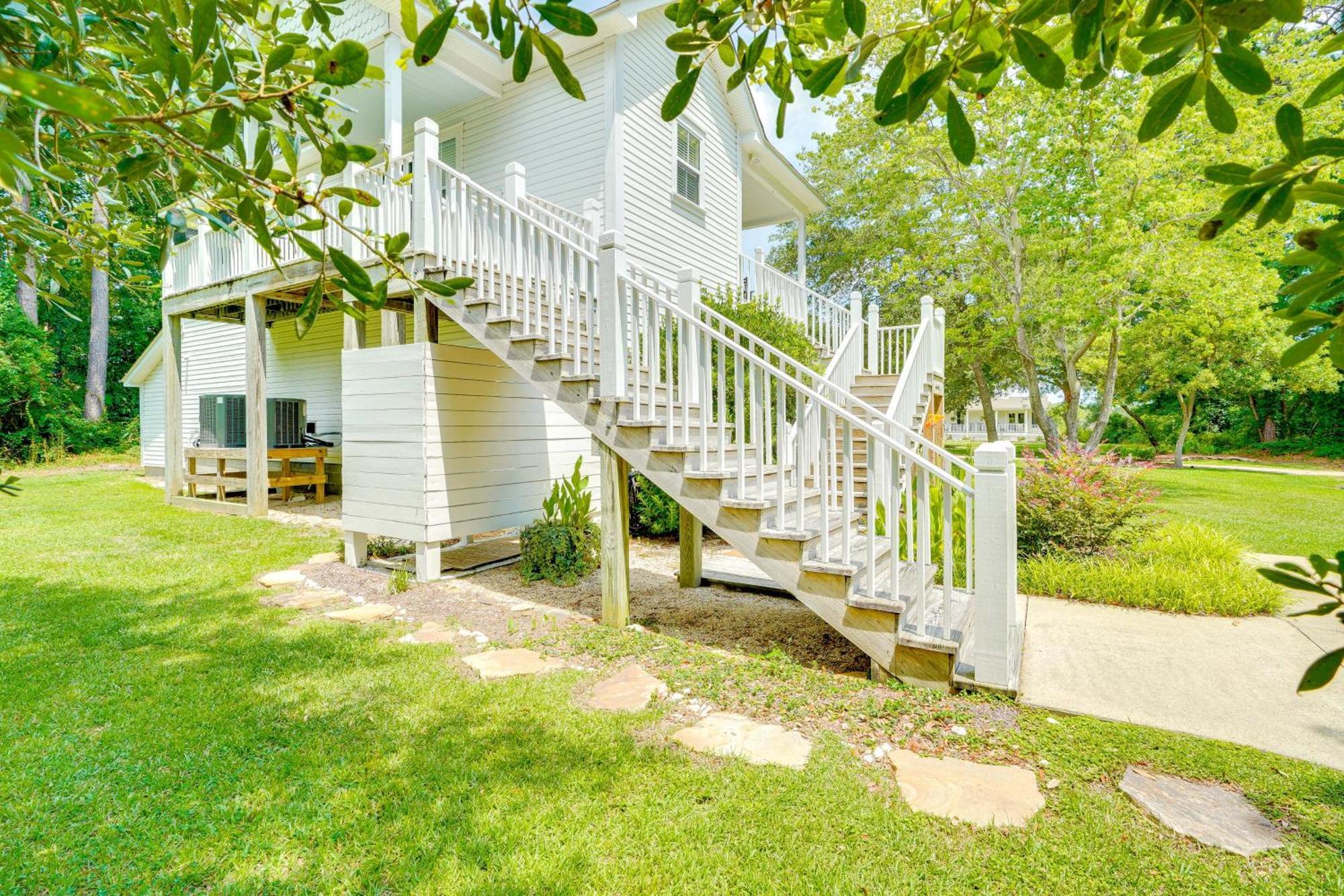 Beach House With Outdoor Shower Less Than 6 Mi To Nags Head! Manteo Esterno foto