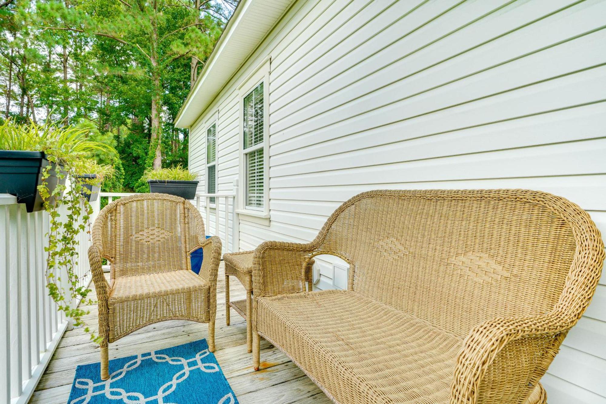Beach House With Outdoor Shower Less Than 6 Mi To Nags Head! Manteo Esterno foto