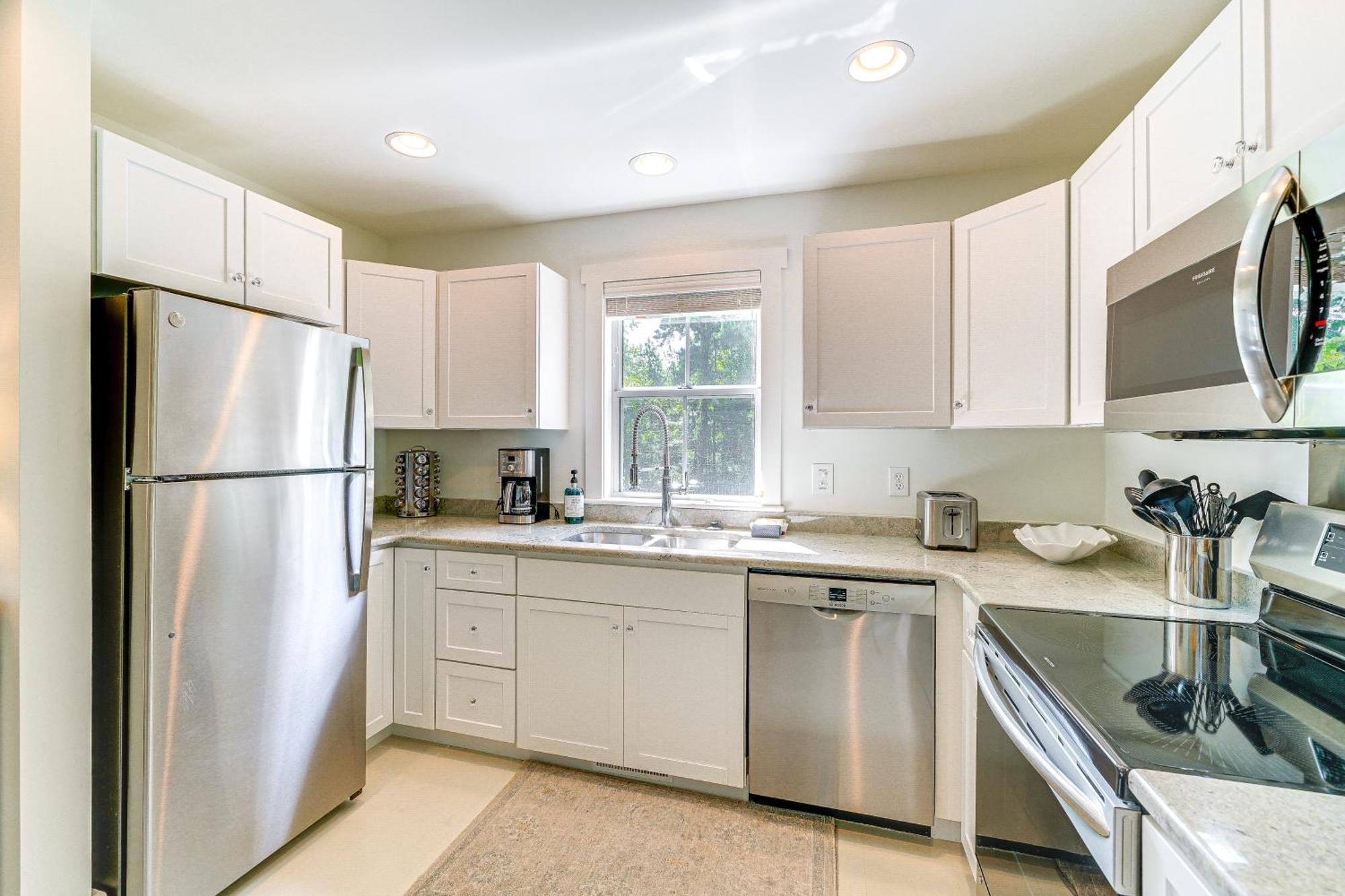 Beach House With Outdoor Shower Less Than 6 Mi To Nags Head! Manteo Esterno foto